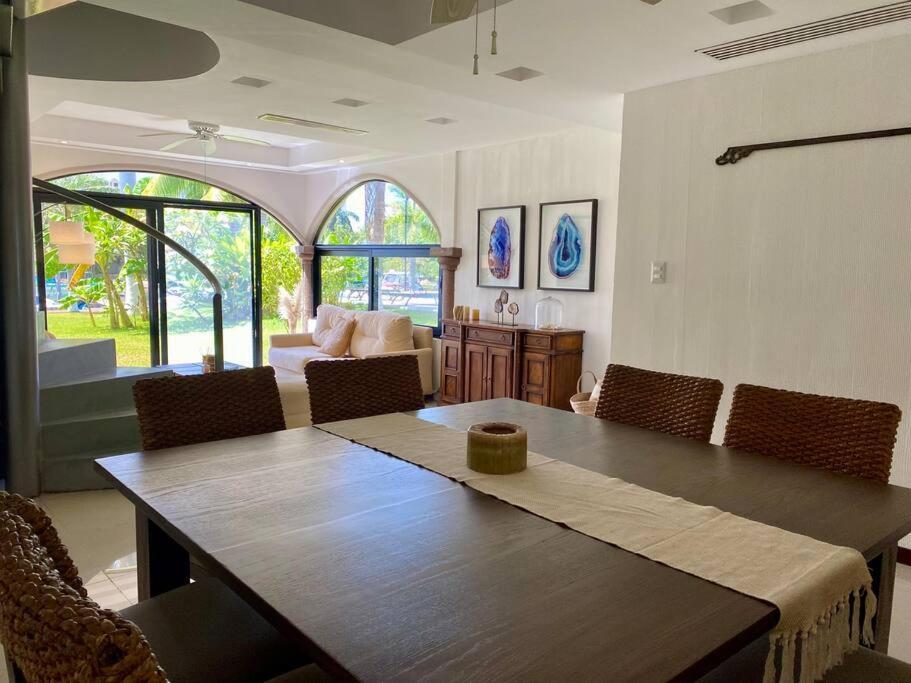 Charming Lagoon Front Villa By Casa Paraiso Cancún Eksteriør bilde