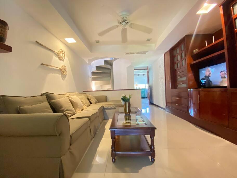 Charming Lagoon Front Villa By Casa Paraiso Cancún Eksteriør bilde